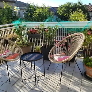  Appartement Charming Duplex With Terrace Historical City Center