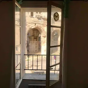  Apartment Face Aux Arenes