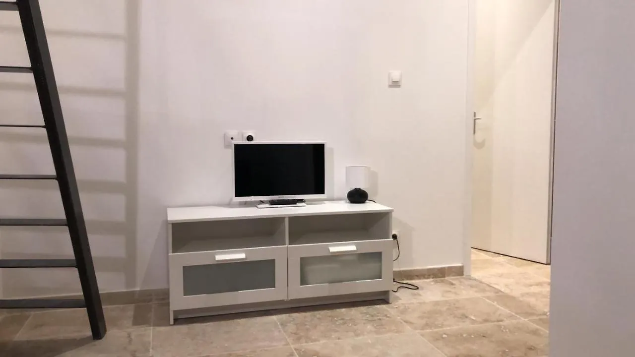 Apartament Superbe Appart Rustique Arles
